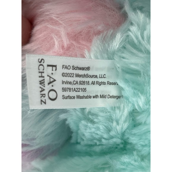 FAO Schwarz 15" Pink Unicorn Plush Stuffed Anima with LED Lights & Sungs - Picture 11 of 16